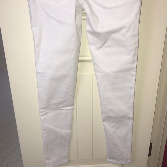 white skinny jeans from American eagle - Picture 5 of 6